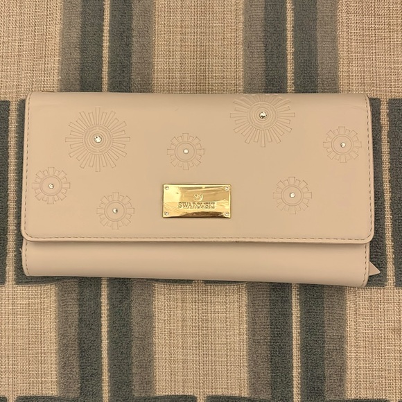 Swarovski Crystal Travel Wallet Cream #5493061 - Picture 2 of 9